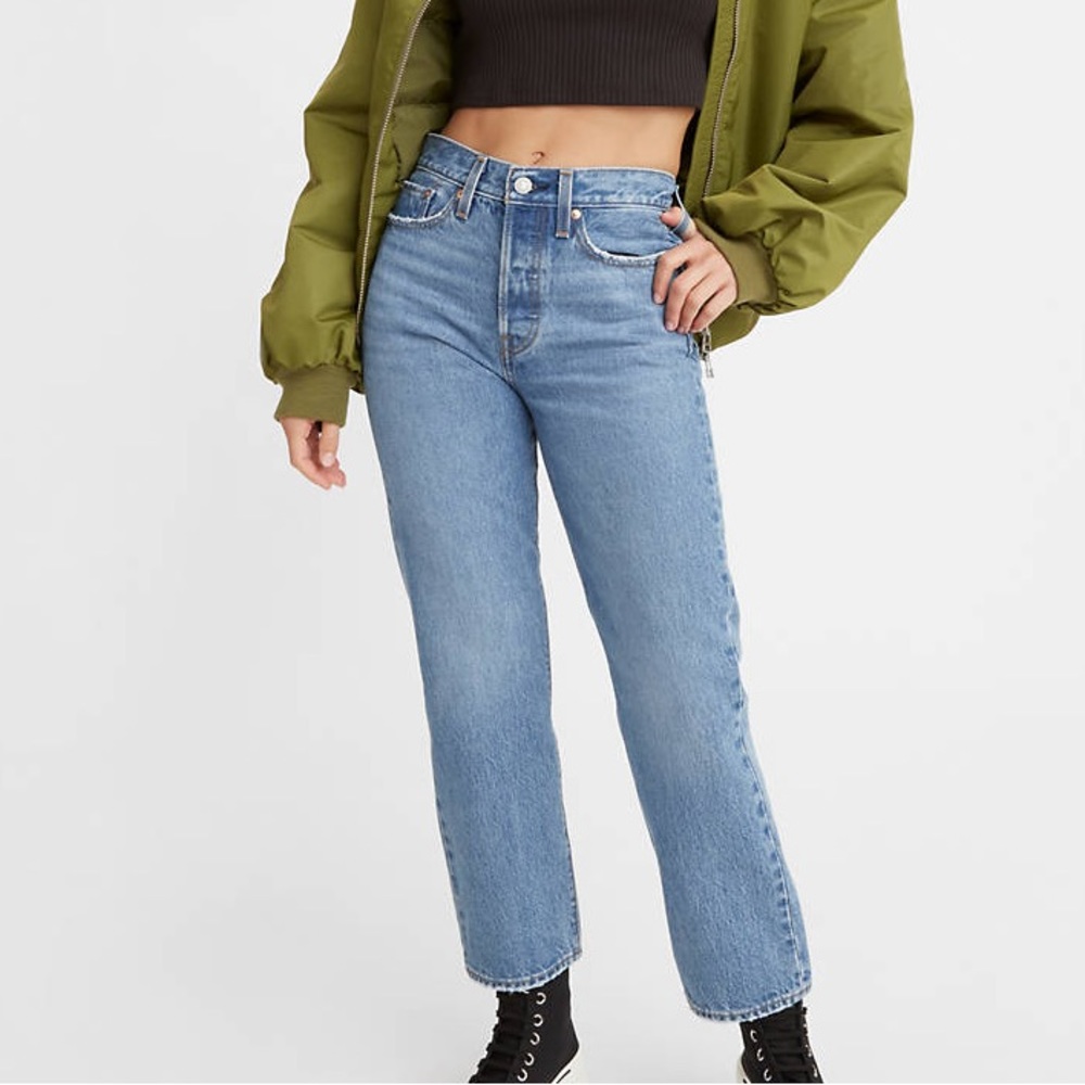 Levi Wedgie Straight Jeans